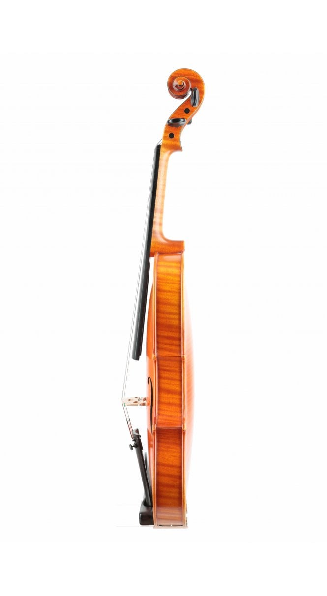Violin by Matthew Wing, London 2004